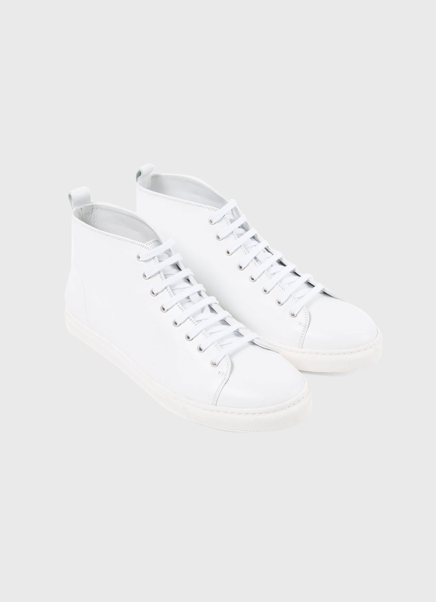 Women's High Top Tennis Shoe in White