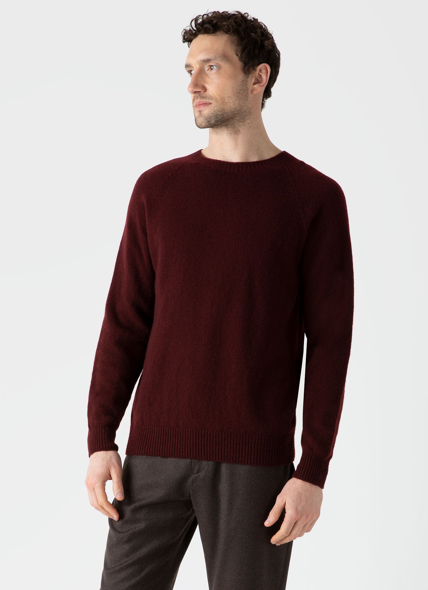 Men's Lambswool Crew Neck Jumper in Maroon | Sunspel