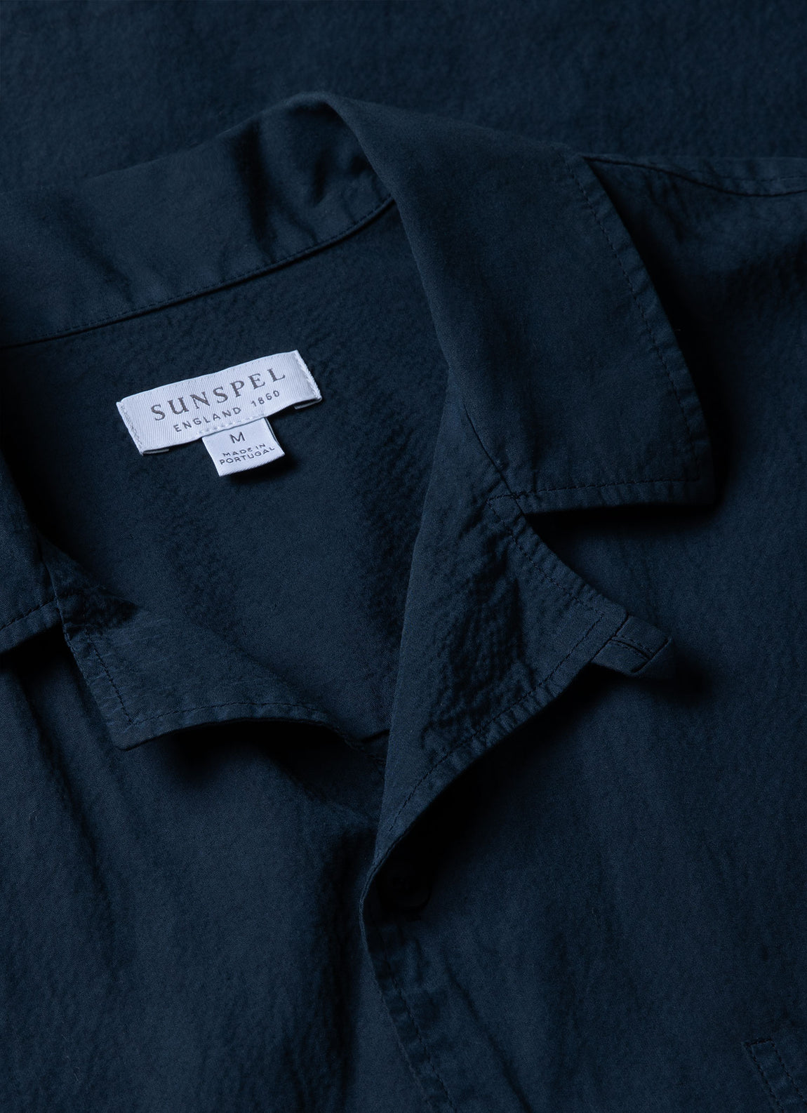 Men's Seersucker Camp Collar Shirt in Navy