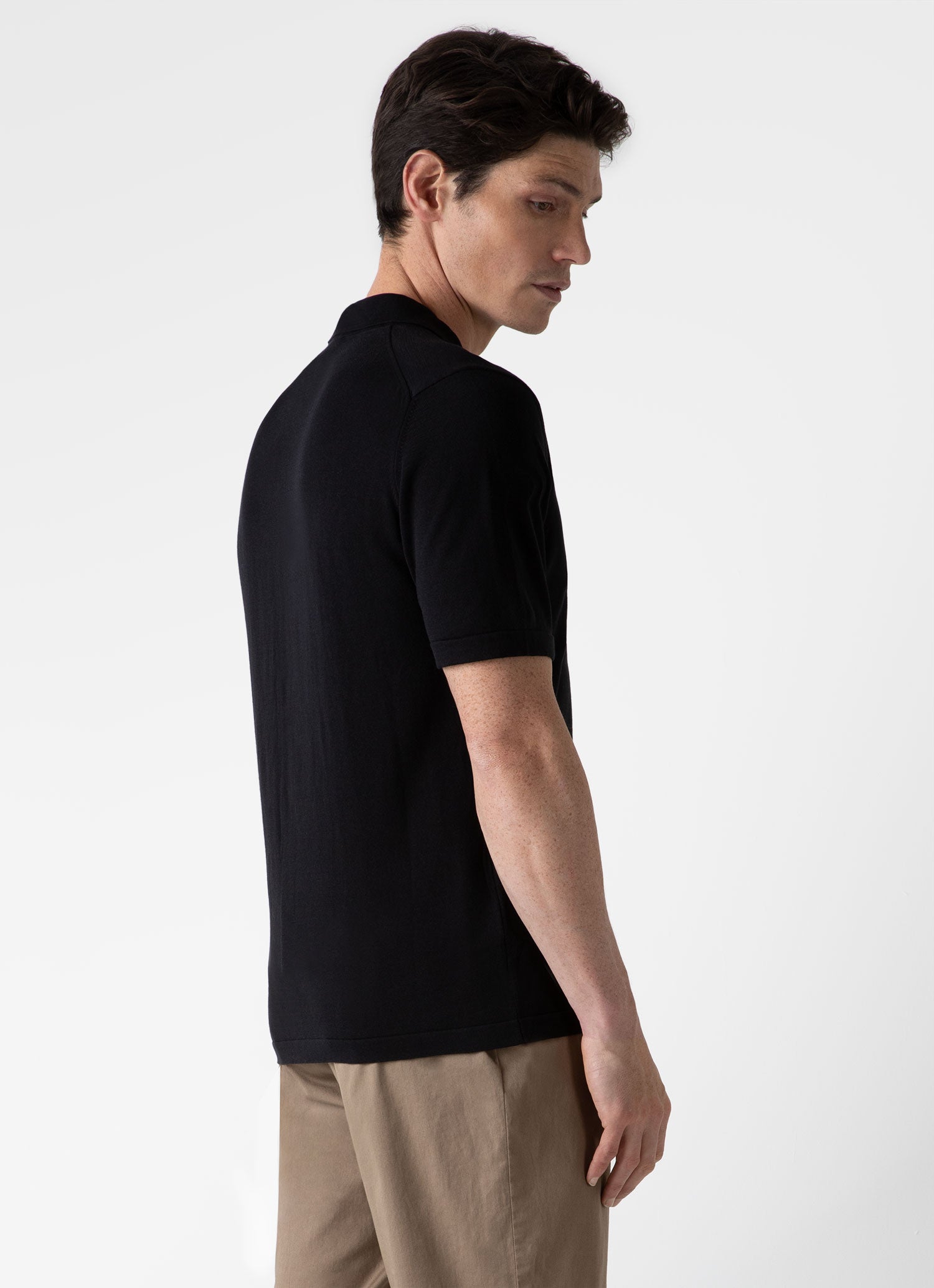 Men's Sea Island Cotton Knit Shirt in Black | Sunspel