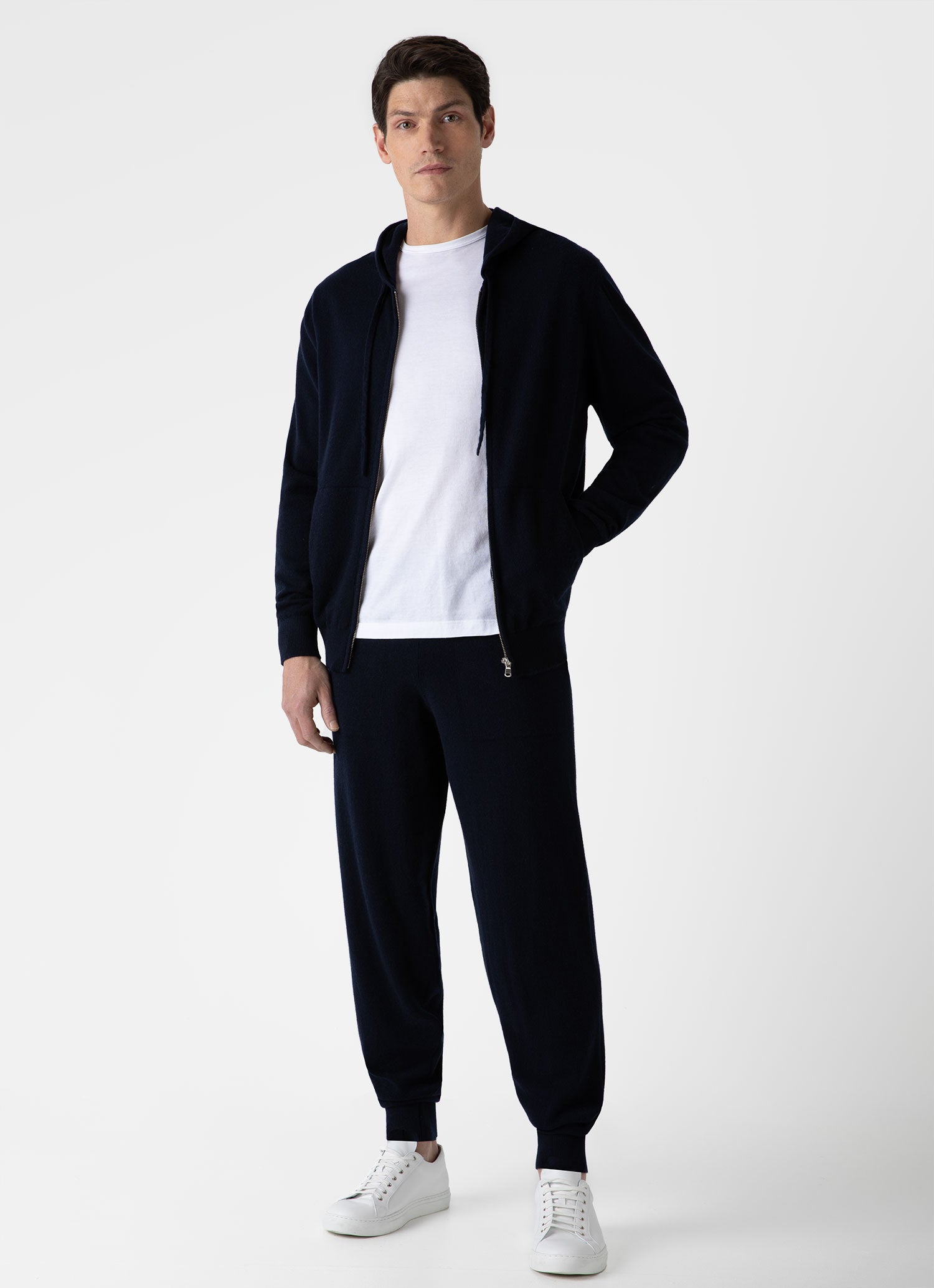 Men s Cashmere Lounge Pant in Navy Sunspel