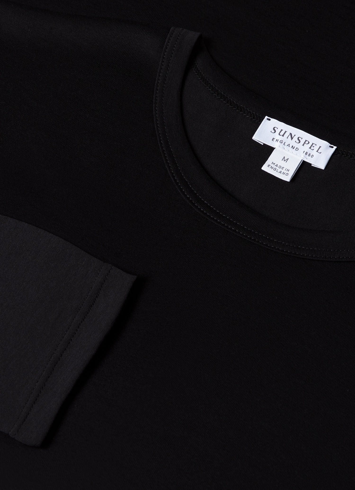 Men's Classic Long Sleeve T-shirt in Black