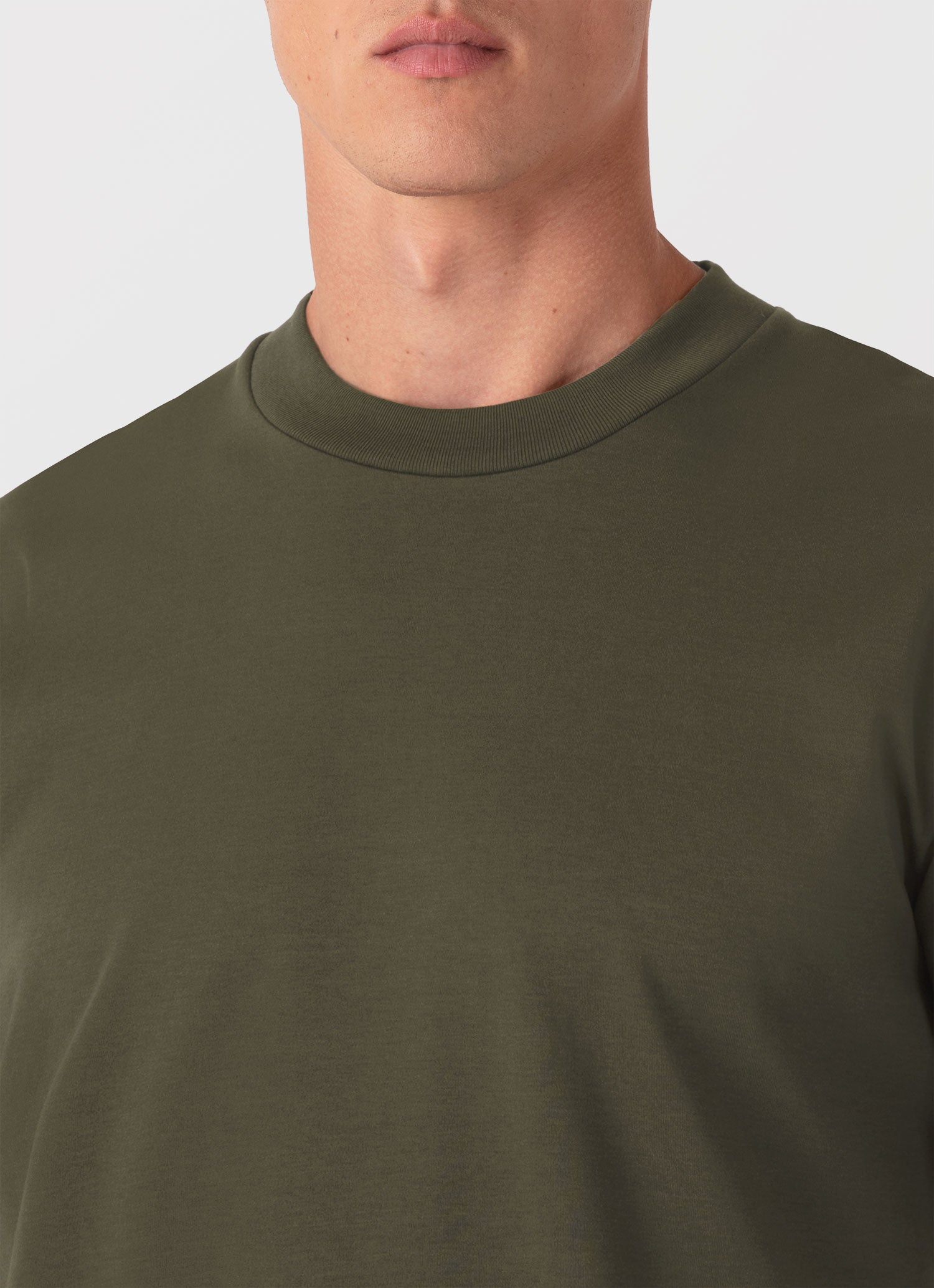 Men's Relaxed Fit Heavyweight T-shirt in Khaki