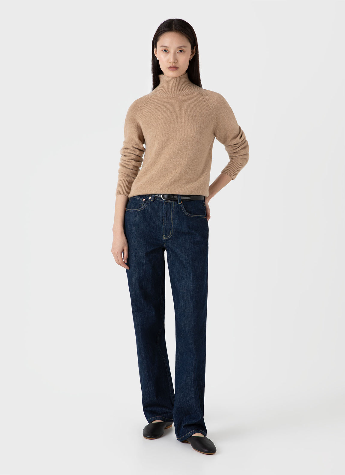 Women's Lambswool Funnel Neck Jumper in Light Camel