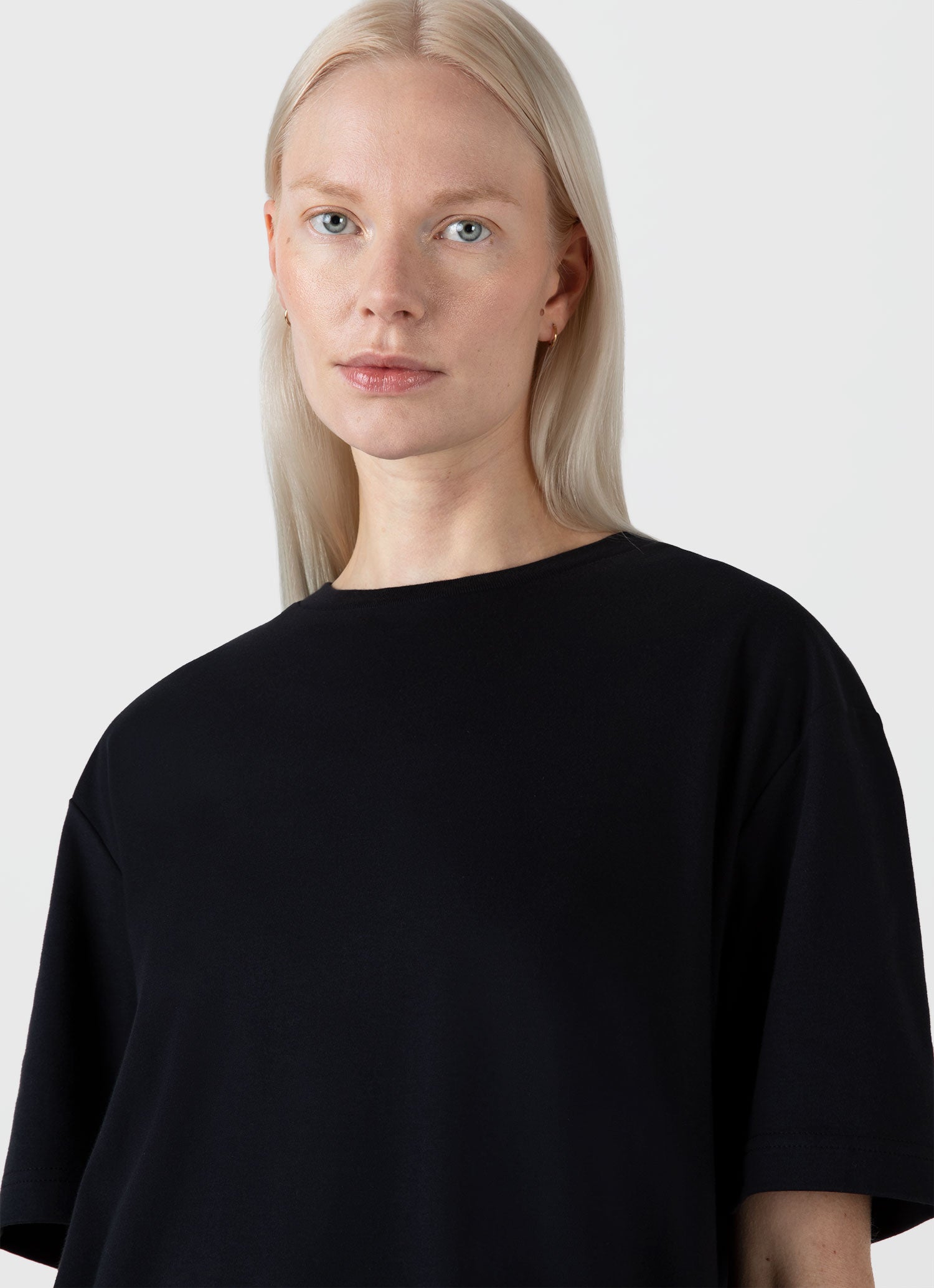 Women's Oversized Heavyweight T-shirt in Black