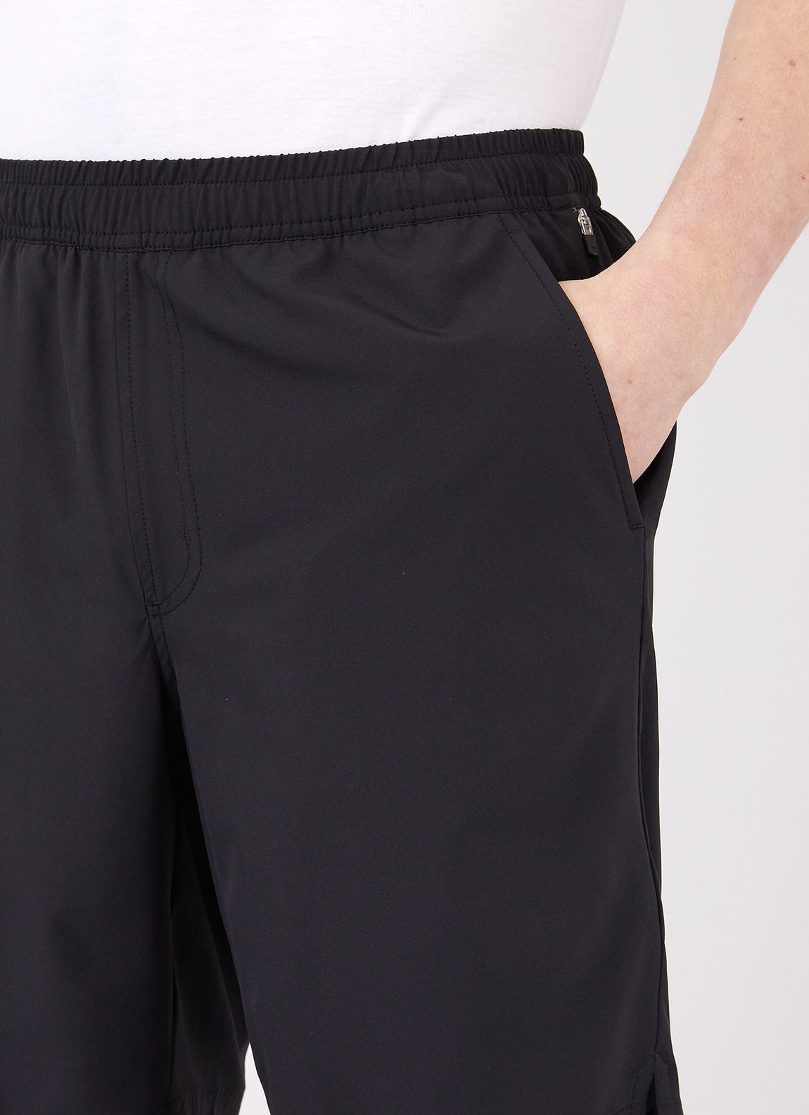 Men's Active 9 Inch Short in Black