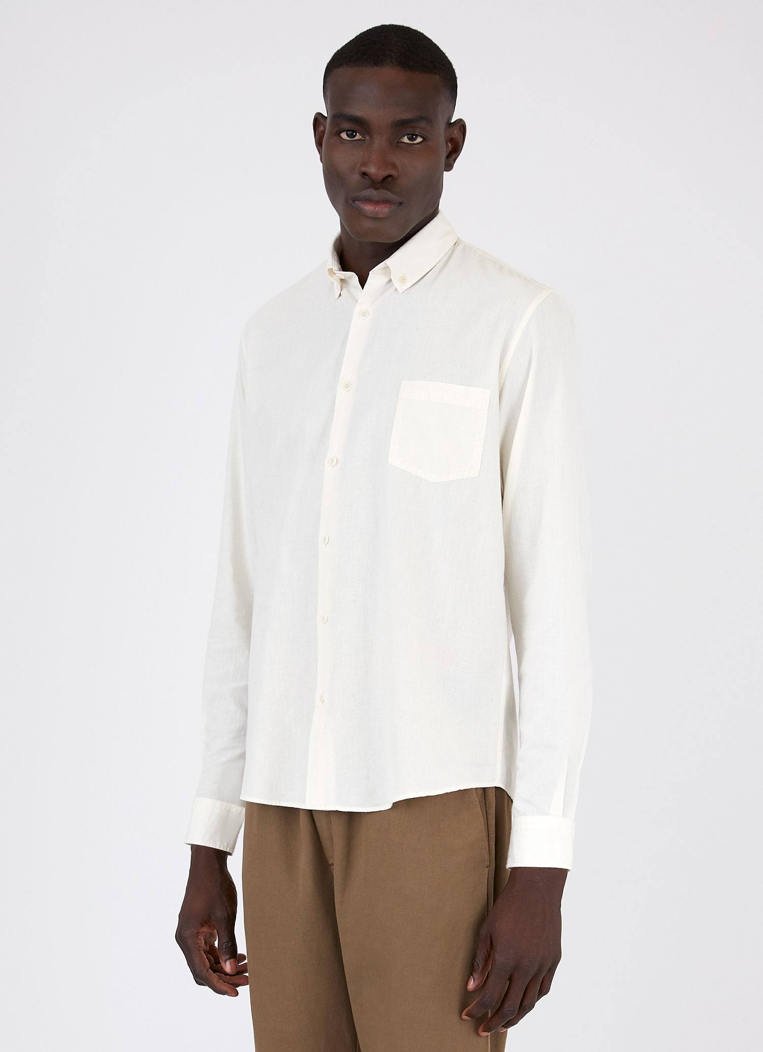 Men's Button Down Japanese Selvedge Shirt in Ecru | Sunspel