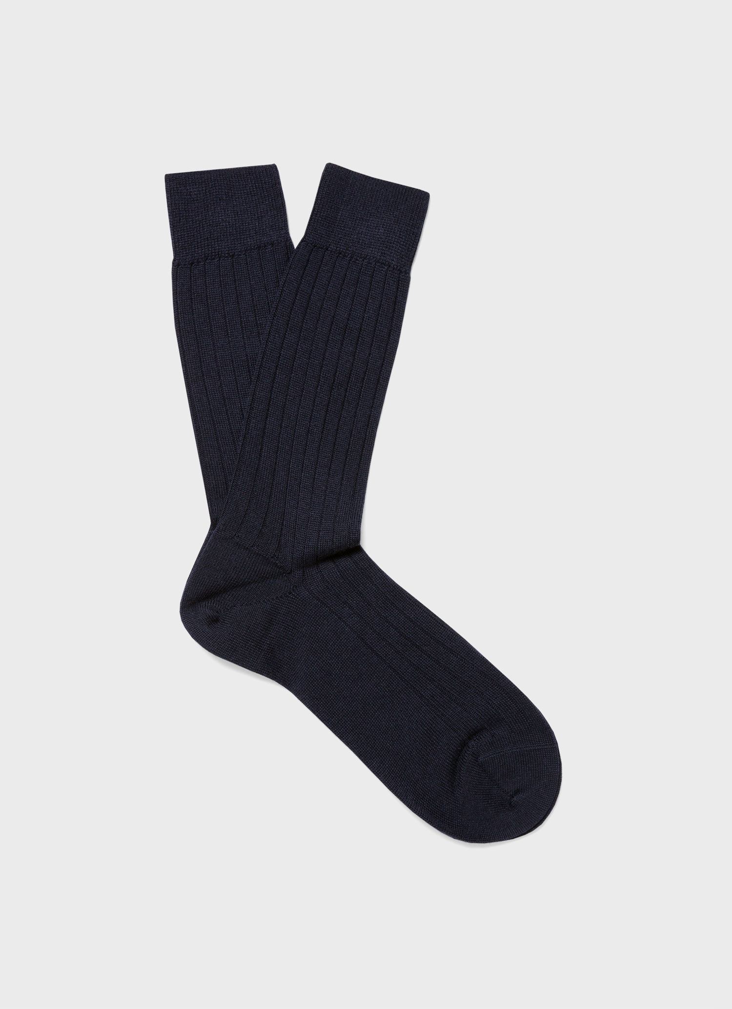 Men's Merino Wool Ribbed Socks in Navy | Sunspel