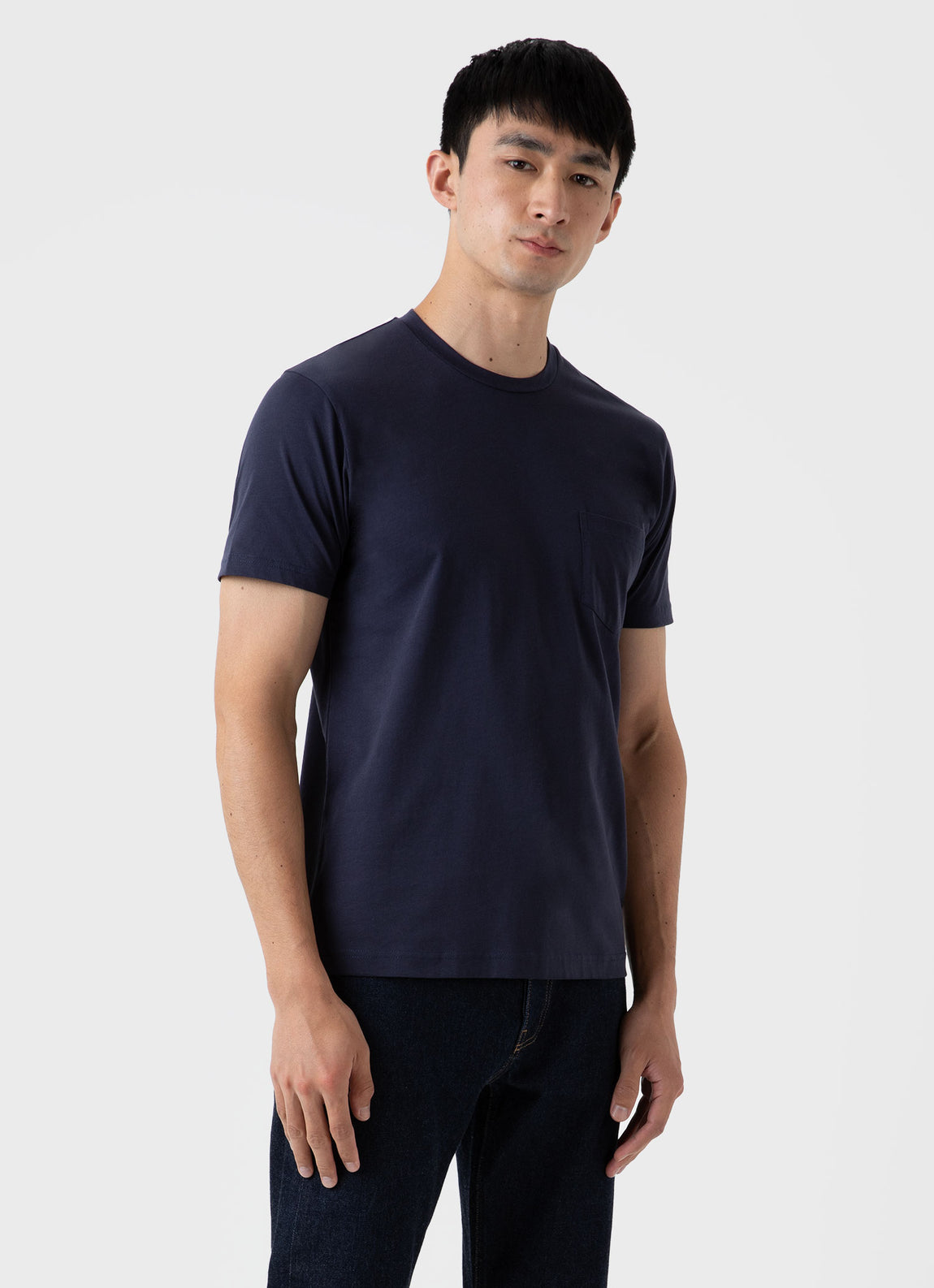 Men\'s Riviera Midweight Pocket Navy in | T-shirt Sunspel